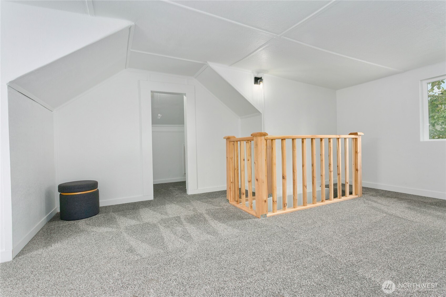 6443 S Warner Street Property Photo 24