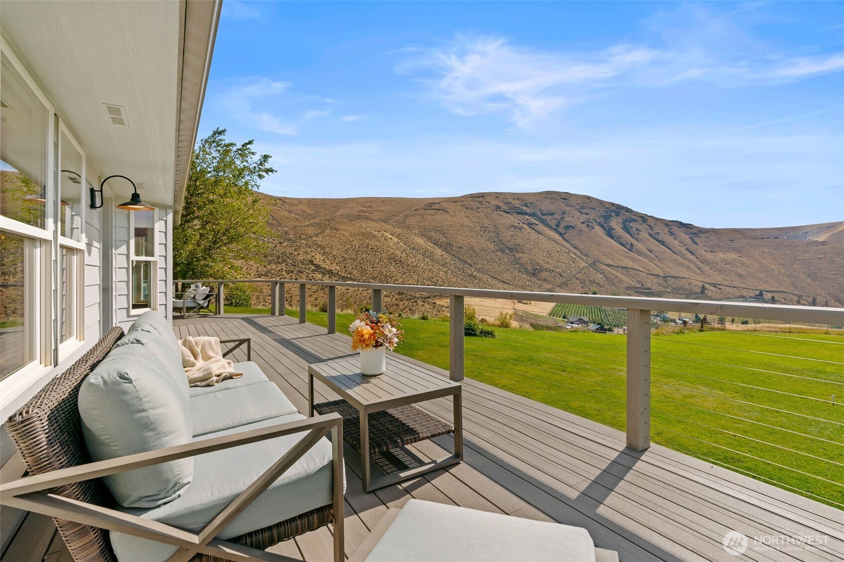 1350 Canyon River Terrace Property Photo 4