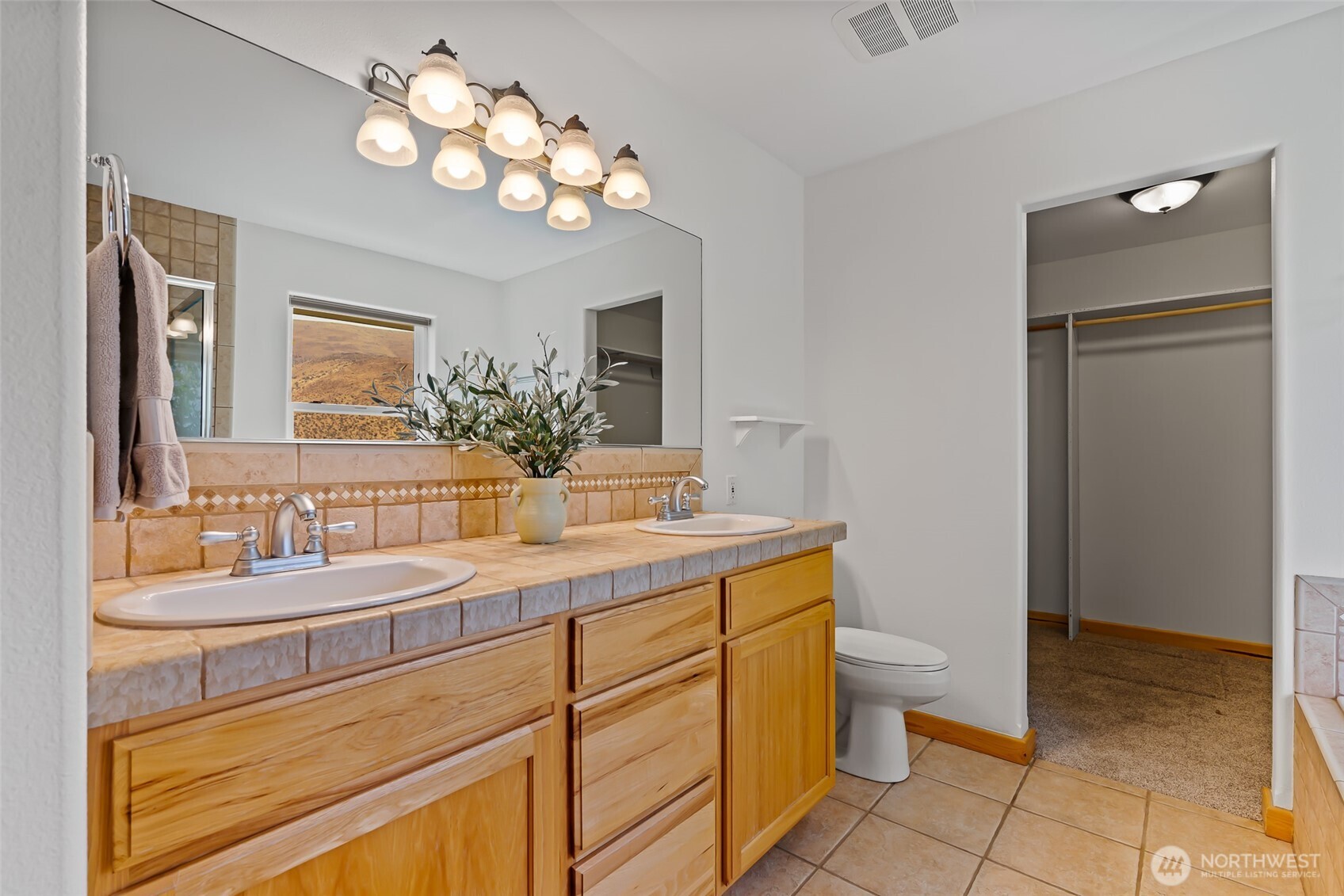 1350 Canyon River Terrace Property Photo 22