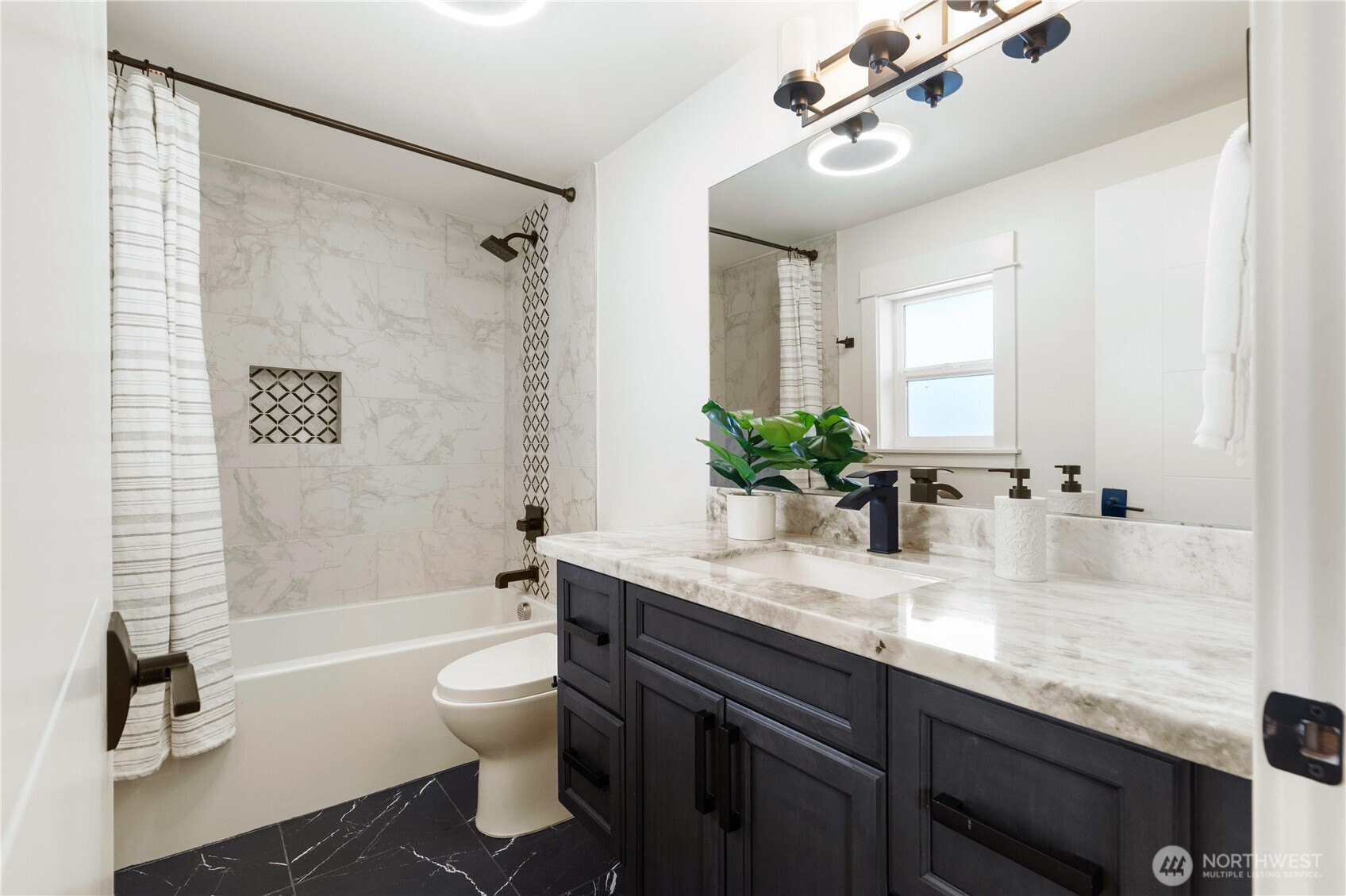 13731 65th Place Property Photo 17