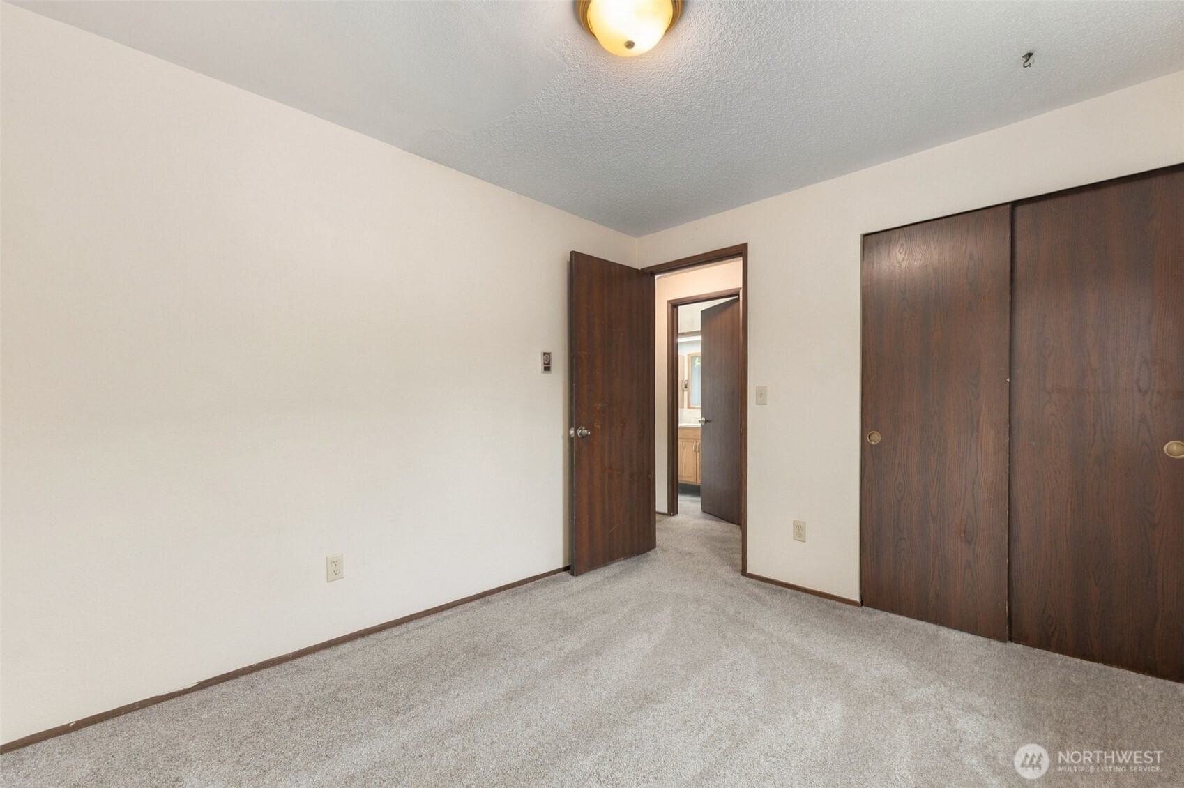 14214 Meadowlark Drive Property Photo 20
