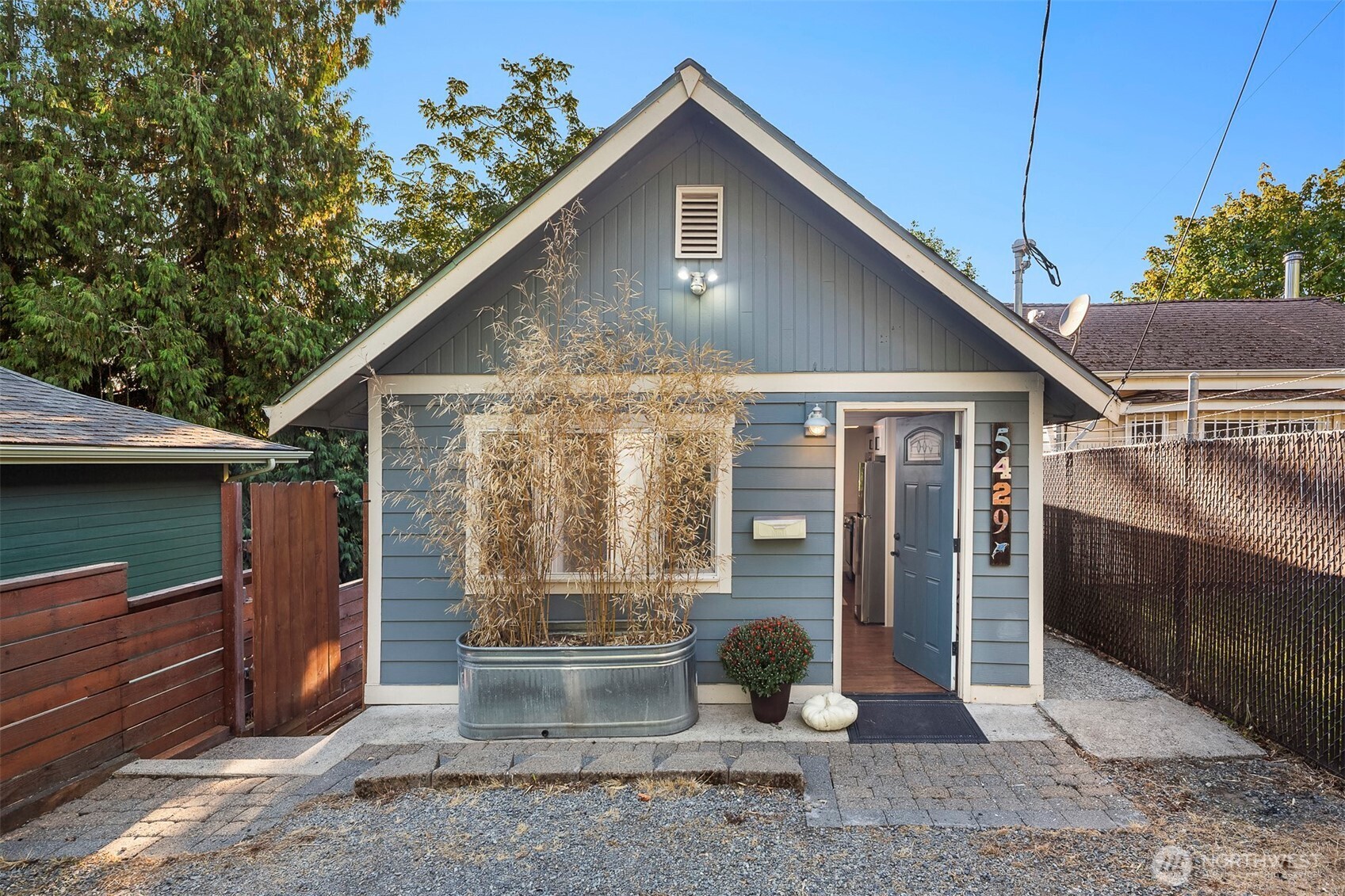 5429 Renton Avenue Property Photo 1