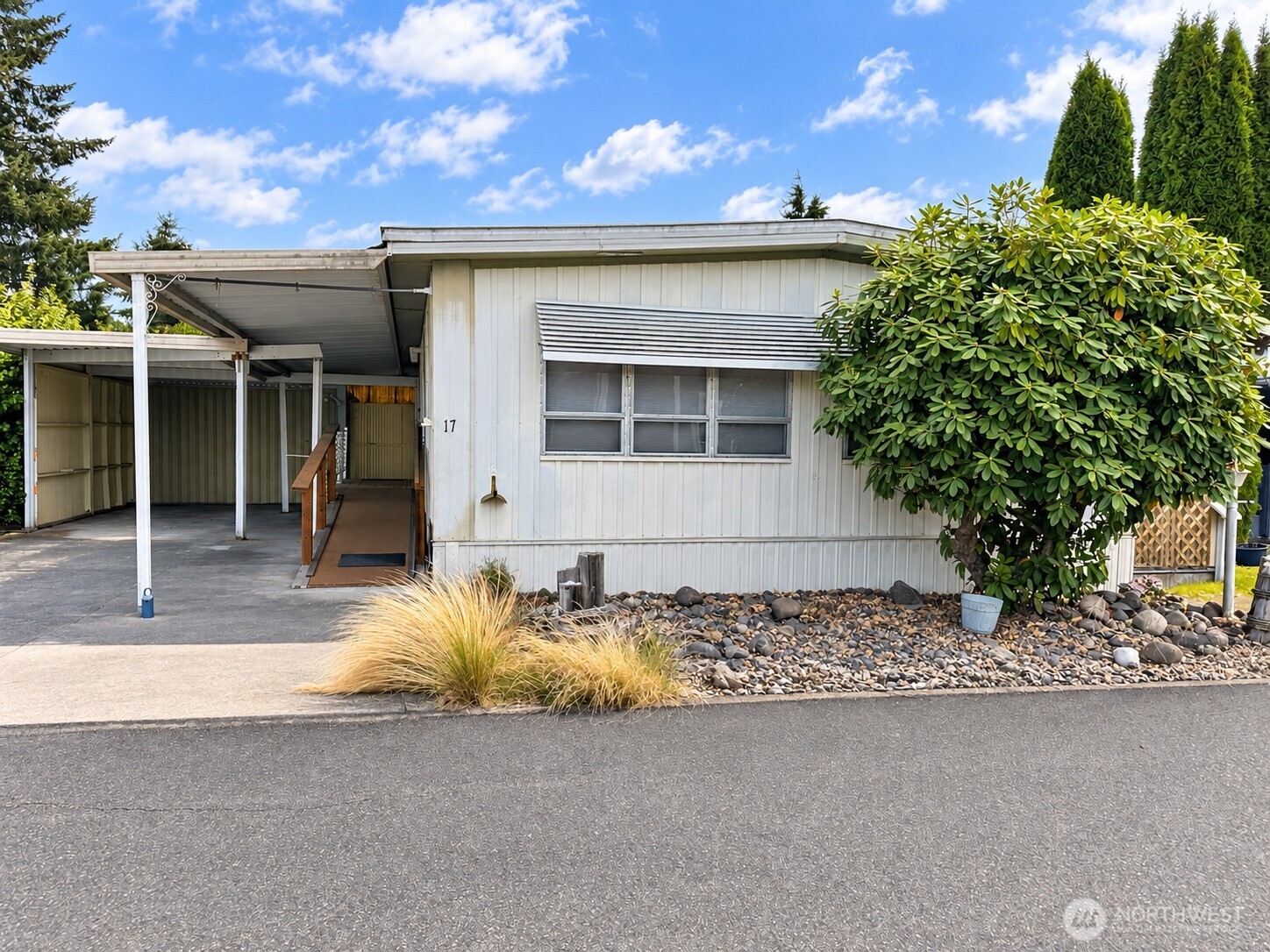 1700 Shelton Springs Road 17 Property Photo 1
