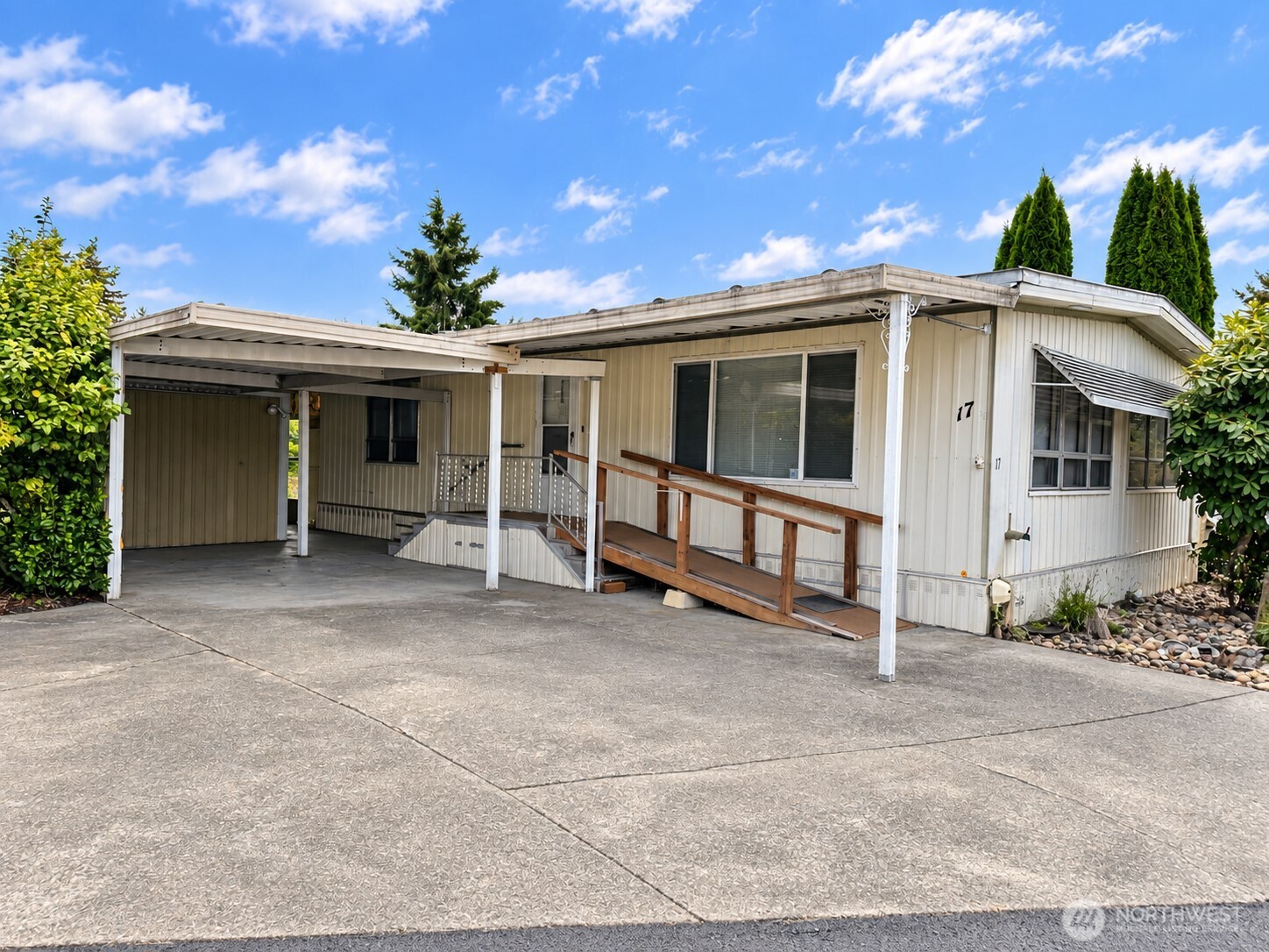 1700 Shelton Springs Road 17 Property Photo 2