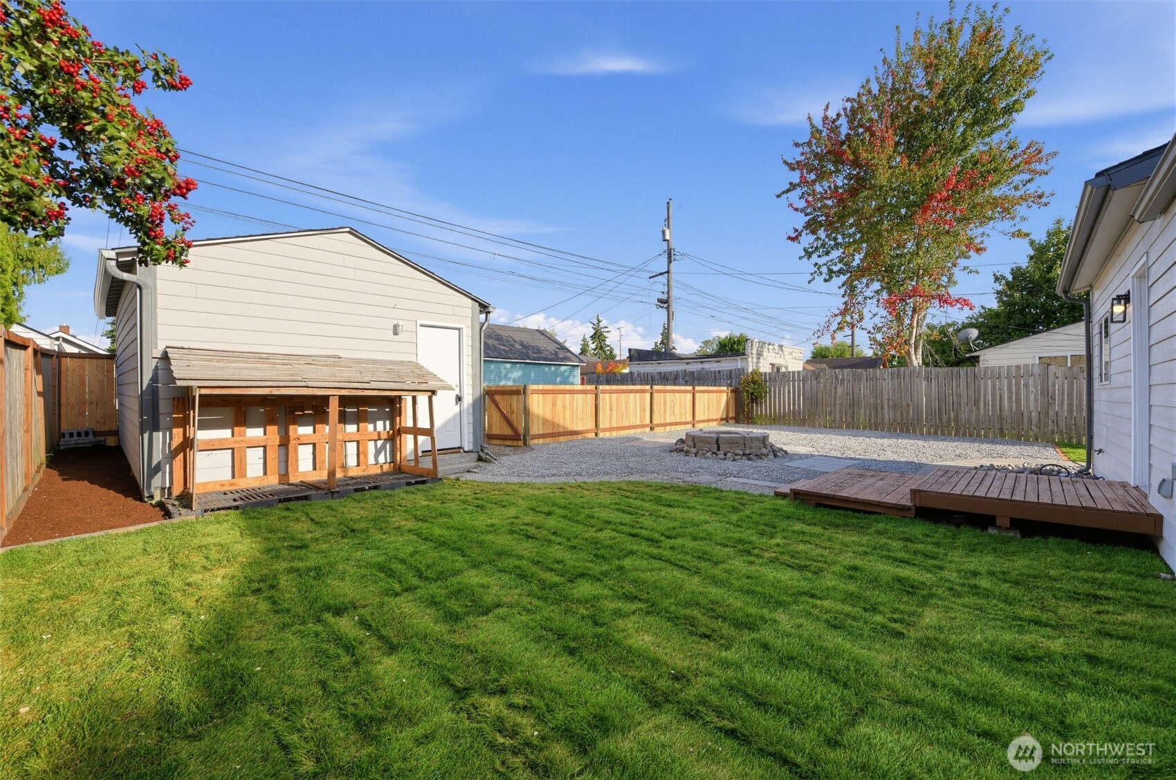 5927 S Yakima Property Photo 3