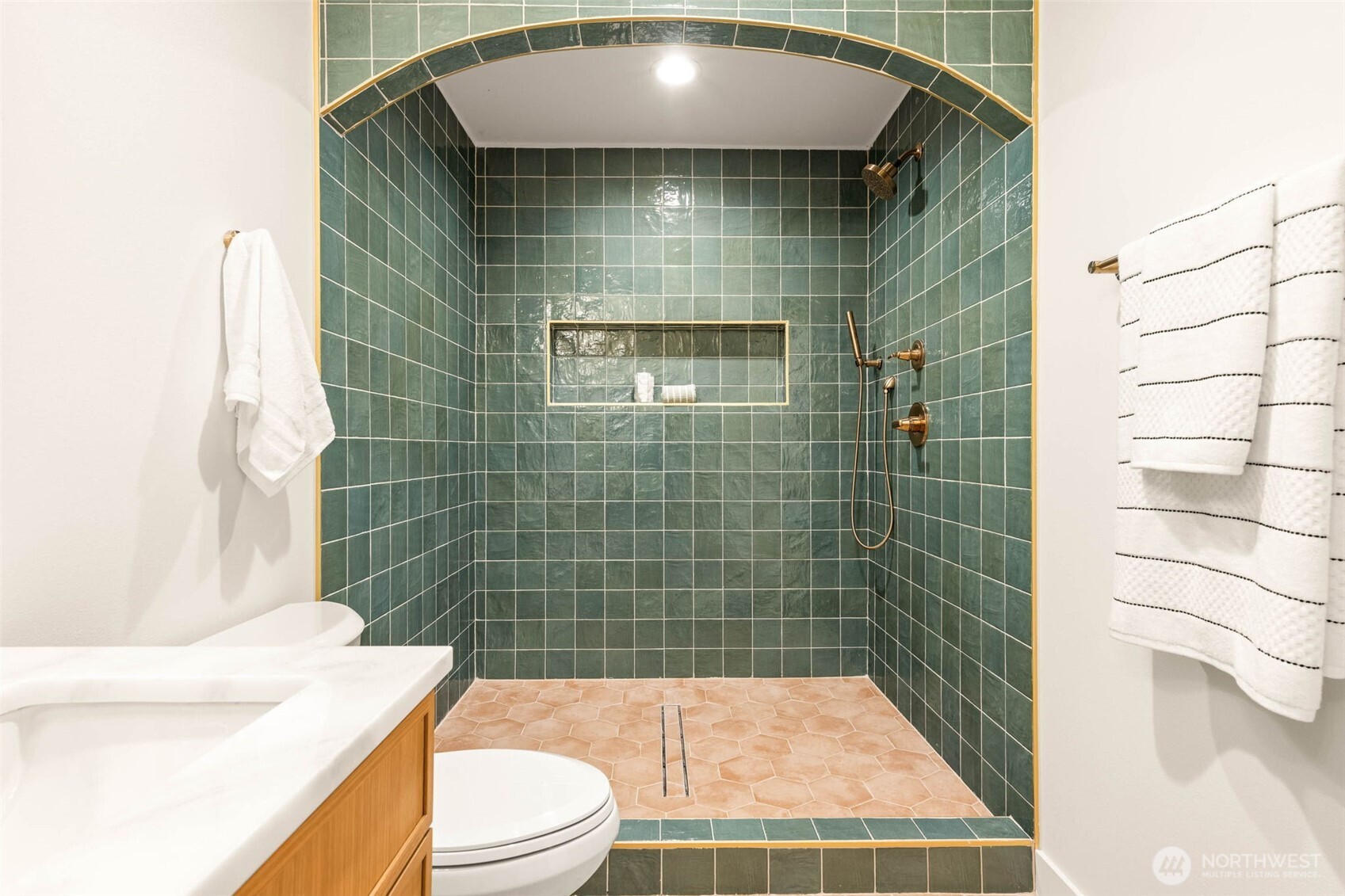 1128 N 77th Street 98103 Property Photo 20