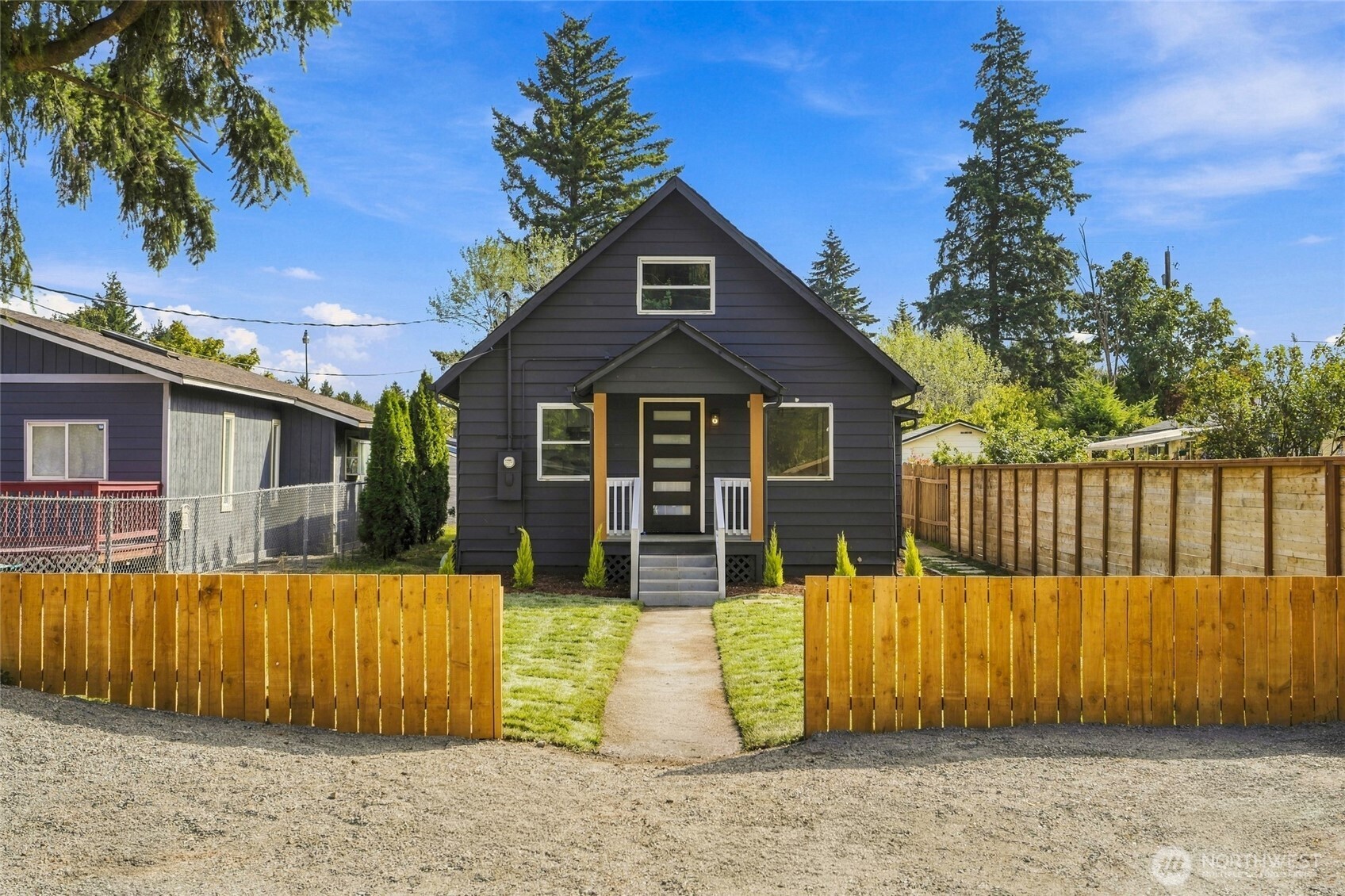 506 L Street Property Photo 2