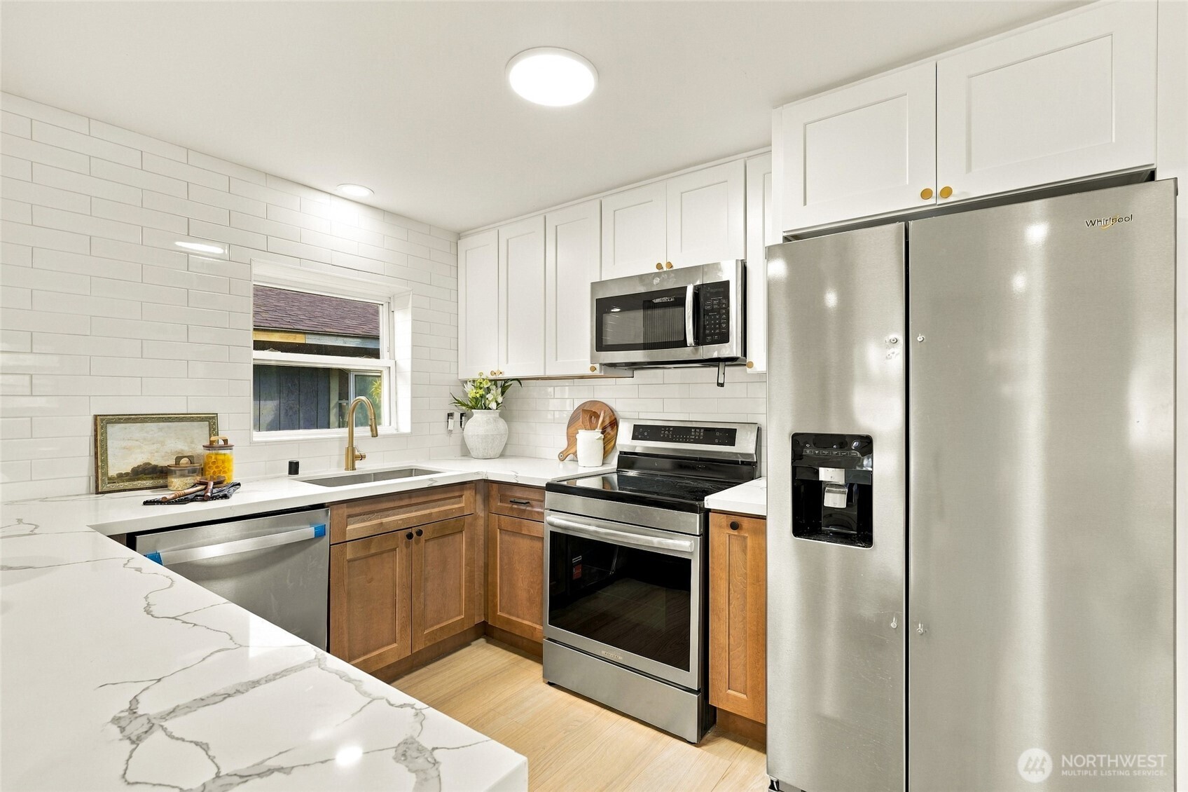 506 L Street Property Photo 16