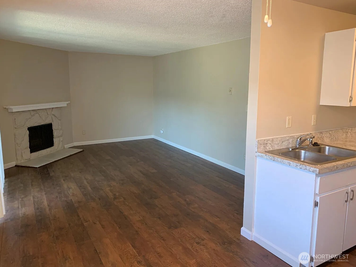 1609 Maple Lane C5-c8 Property Photo 6