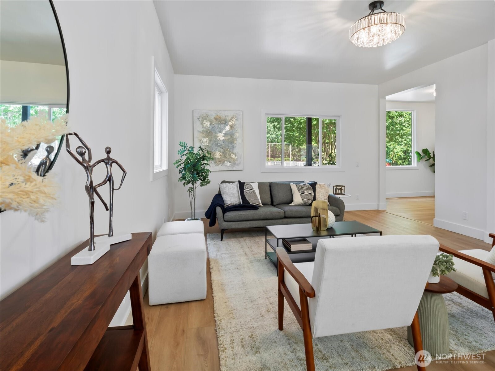 3117 E Yesler Way Property Photo 5