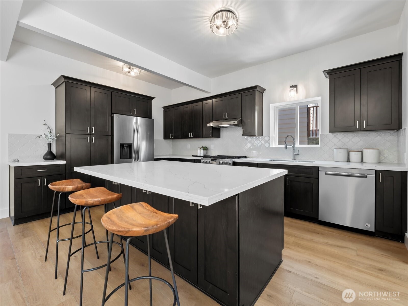 3117 E Yesler Way Property Photo 7