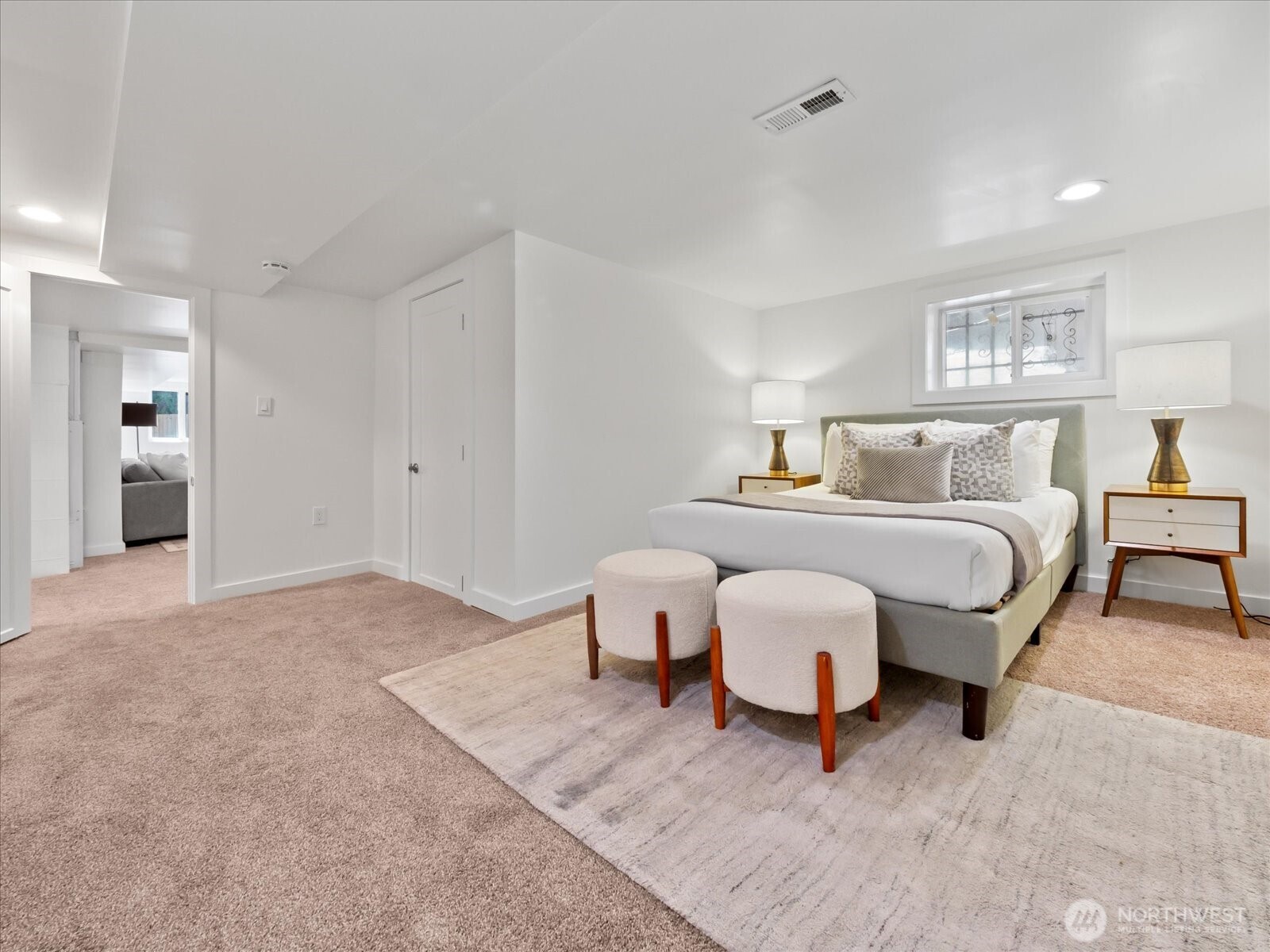3117 E Yesler Way Property Photo 18
