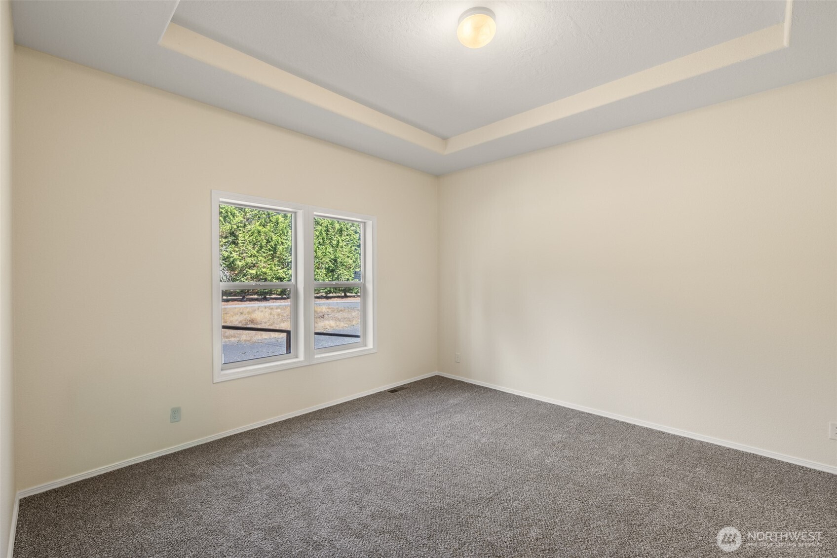 253 Riverside Road Property Photo 18