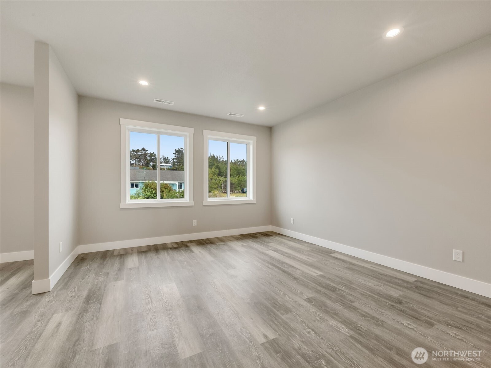 31410 H Street Property Photo 11