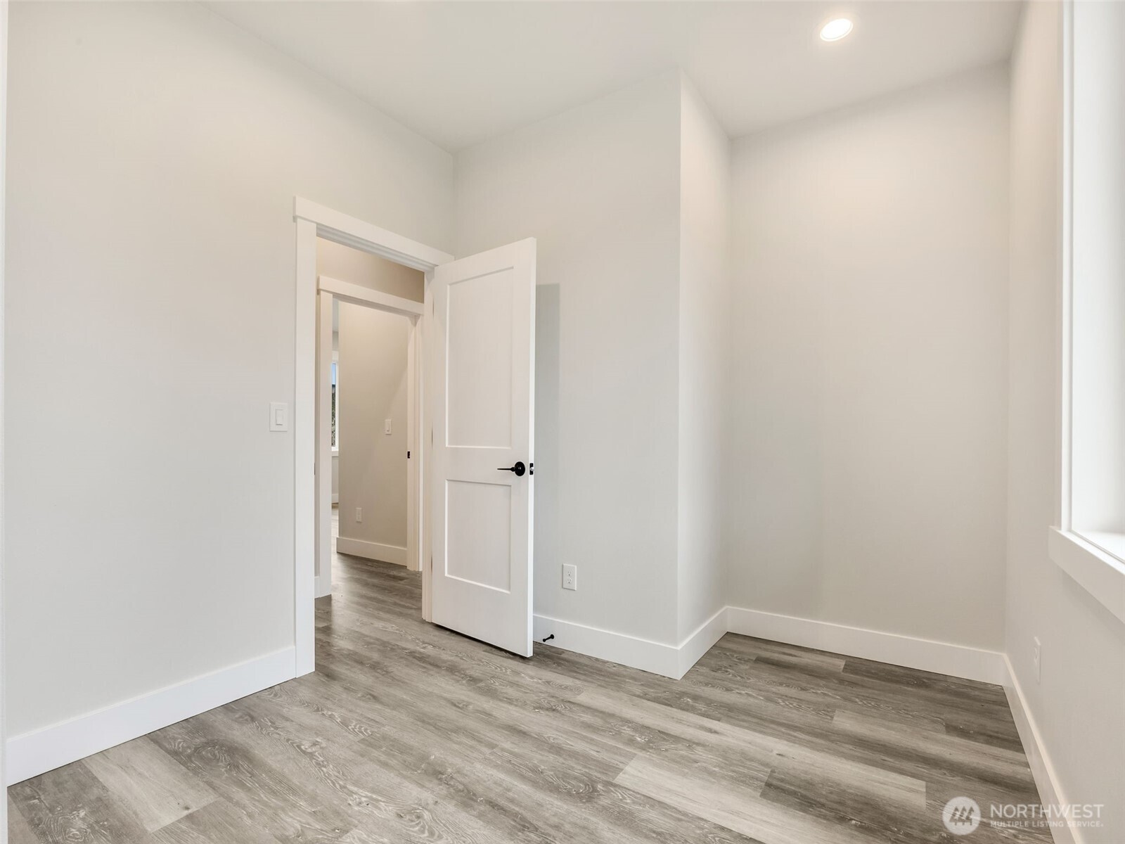 31410 H Street Property Photo 30
