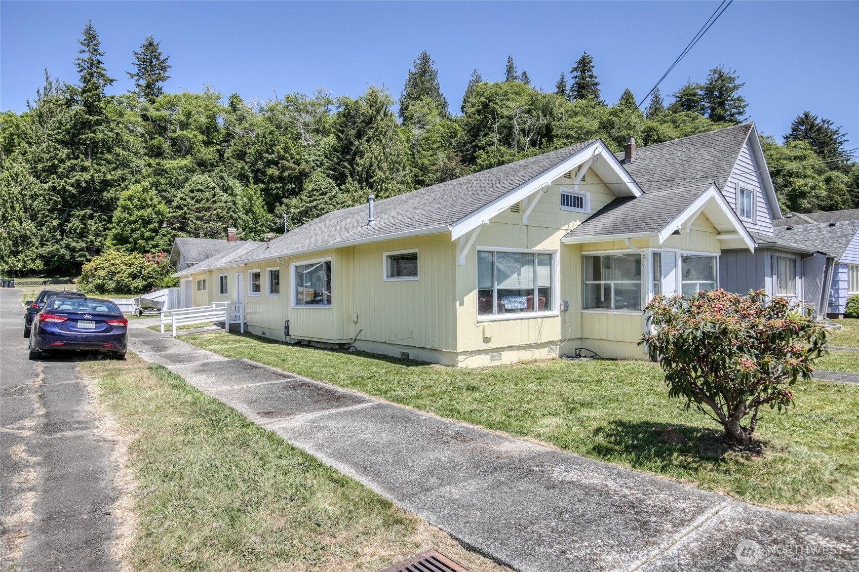 401 Chenault Avenue Property Photo 3