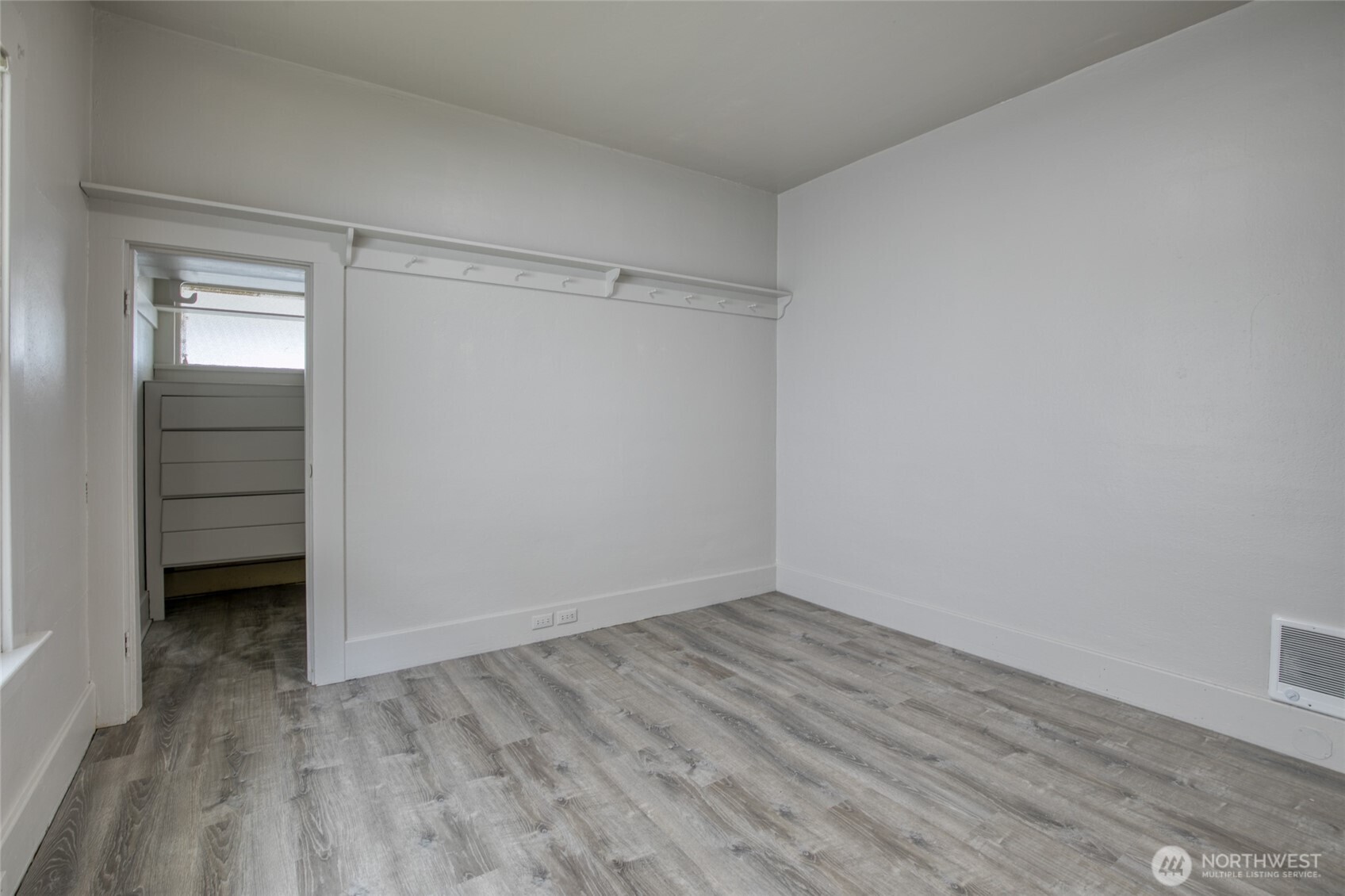 401 Chenault Avenue Property Photo 6