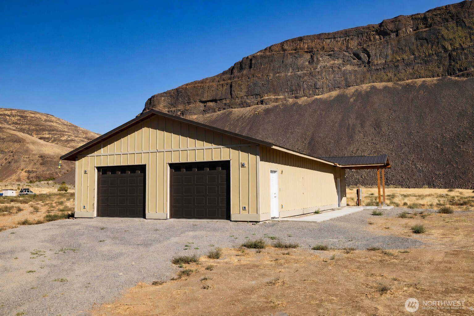 1050 Palisades Road Property Photo 1