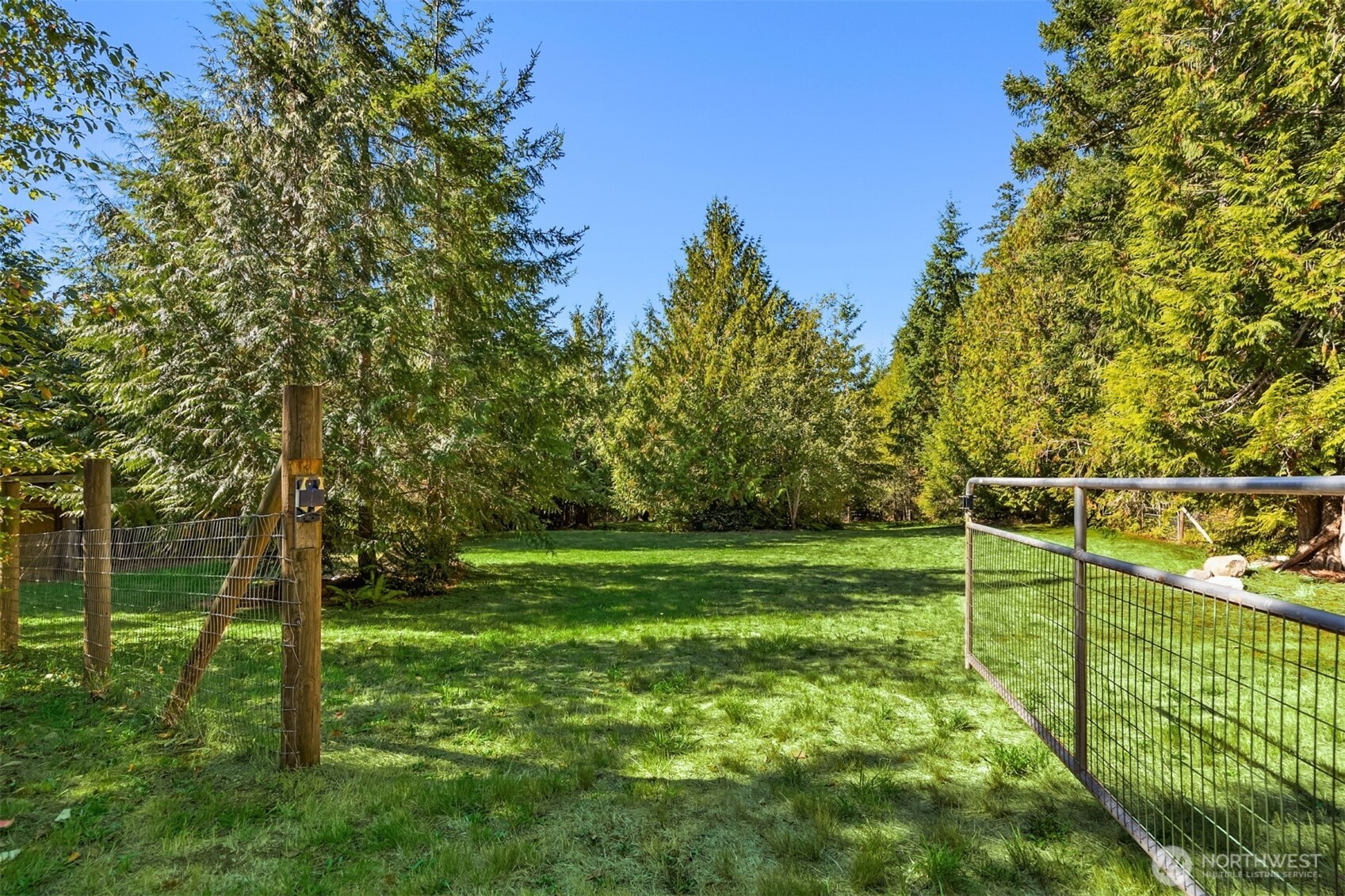 1198 Ne Raspberry Ridge Lane Property Photo 37