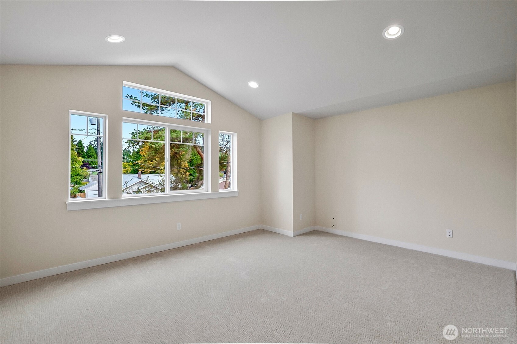 215 Sw 144th Street Property Photo 10