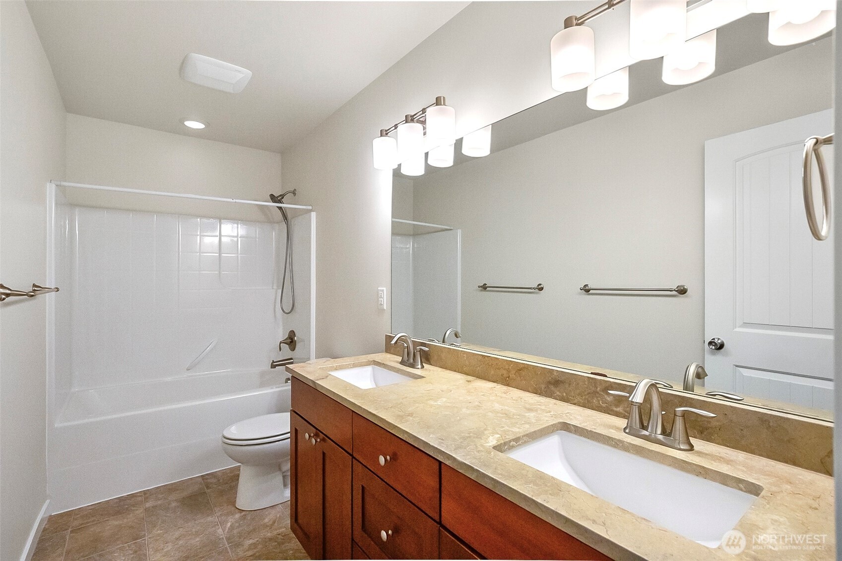 215 Sw 144th Street Property Photo 12