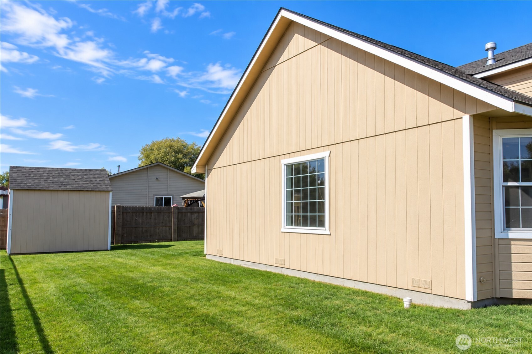 1705 Guernsey Street Property Photo 9