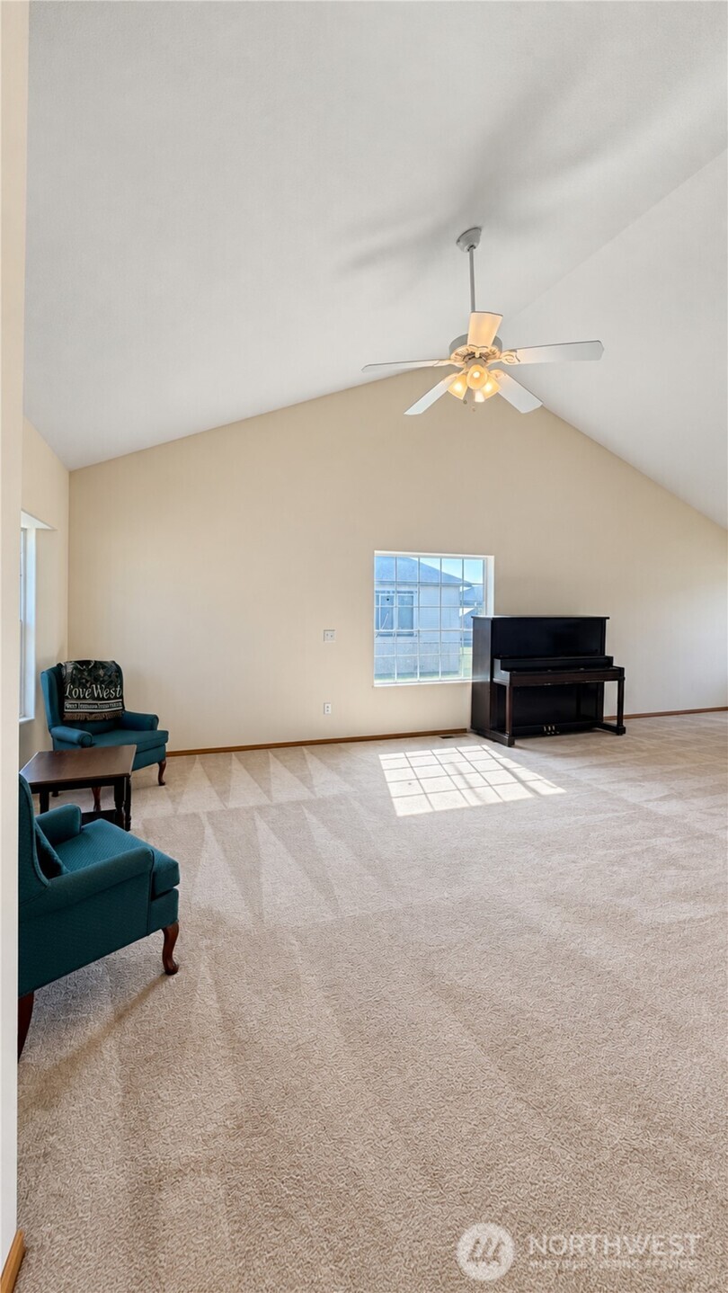 1705 Guernsey Street Property Photo 10