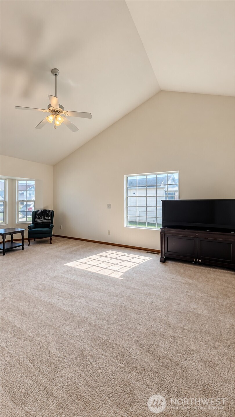 1705 Guernsey Street Property Photo 11