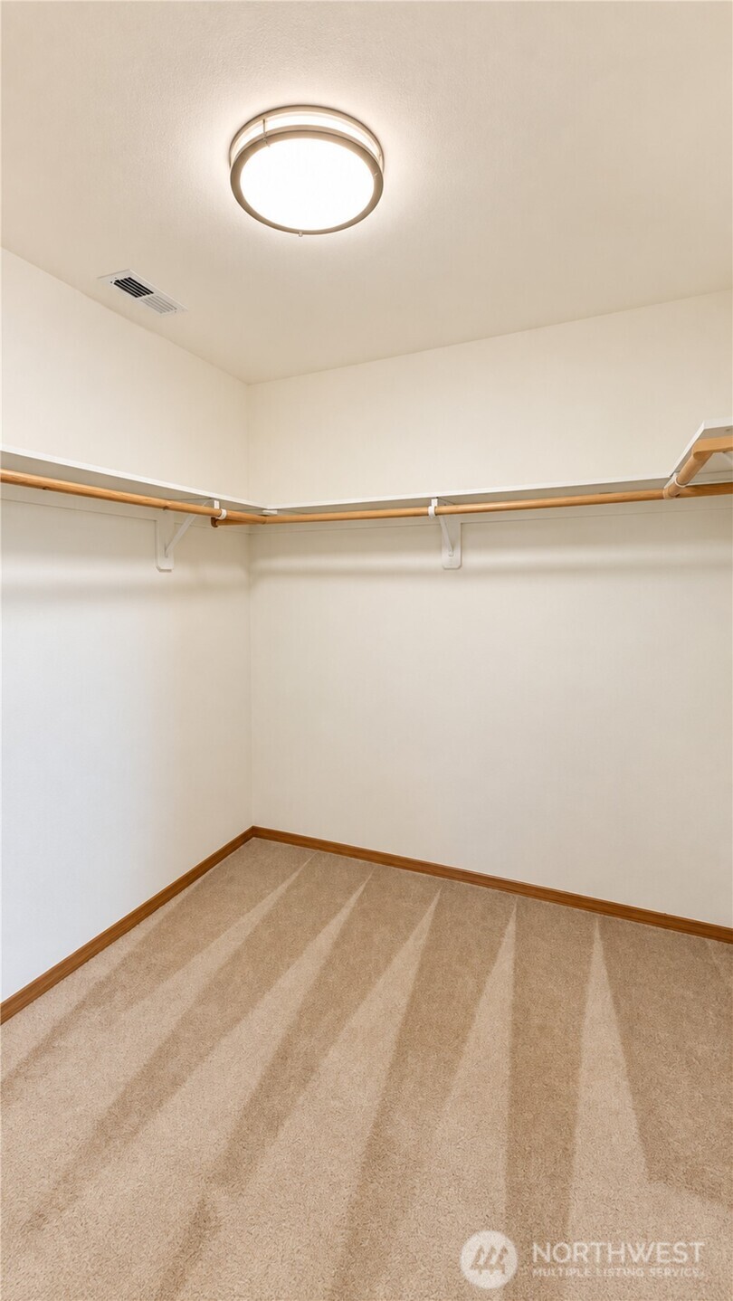1705 Guernsey Street Property Photo 34