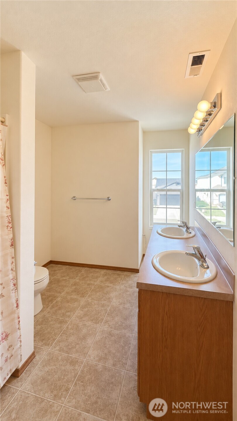 1705 Guernsey Street Property Photo 36
