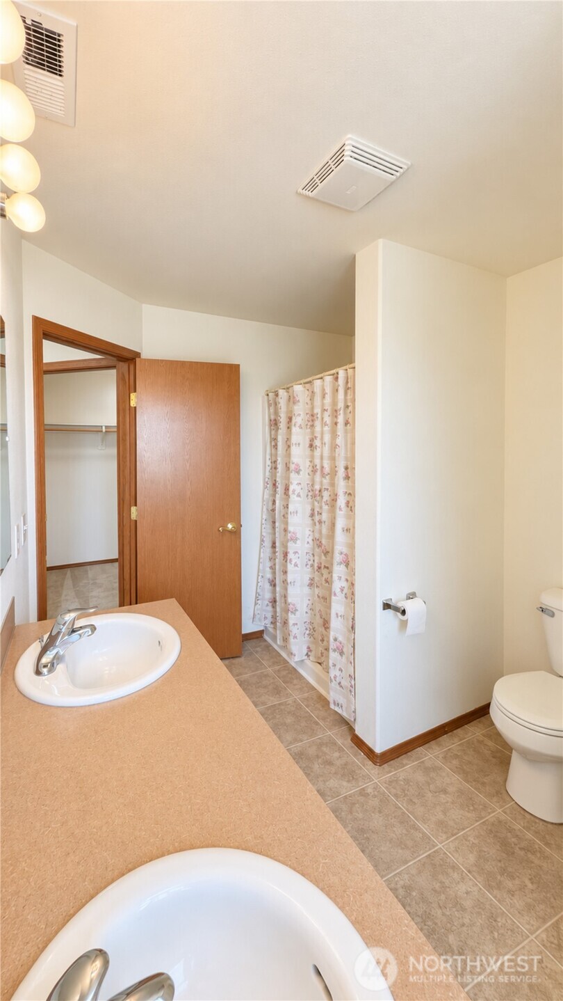 1705 Guernsey Street Property Photo 37