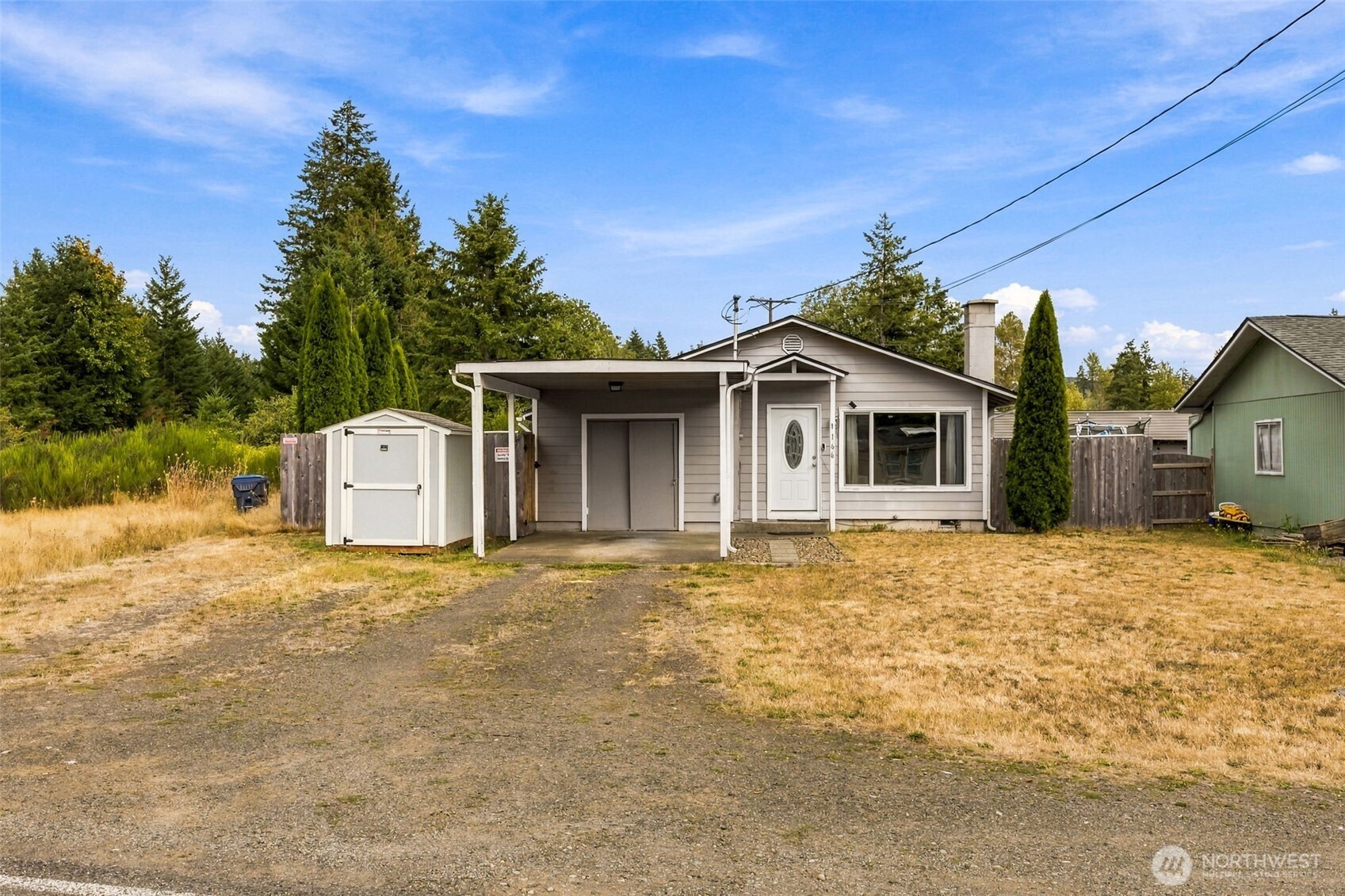 1166 N Summit Road Property Photo 2