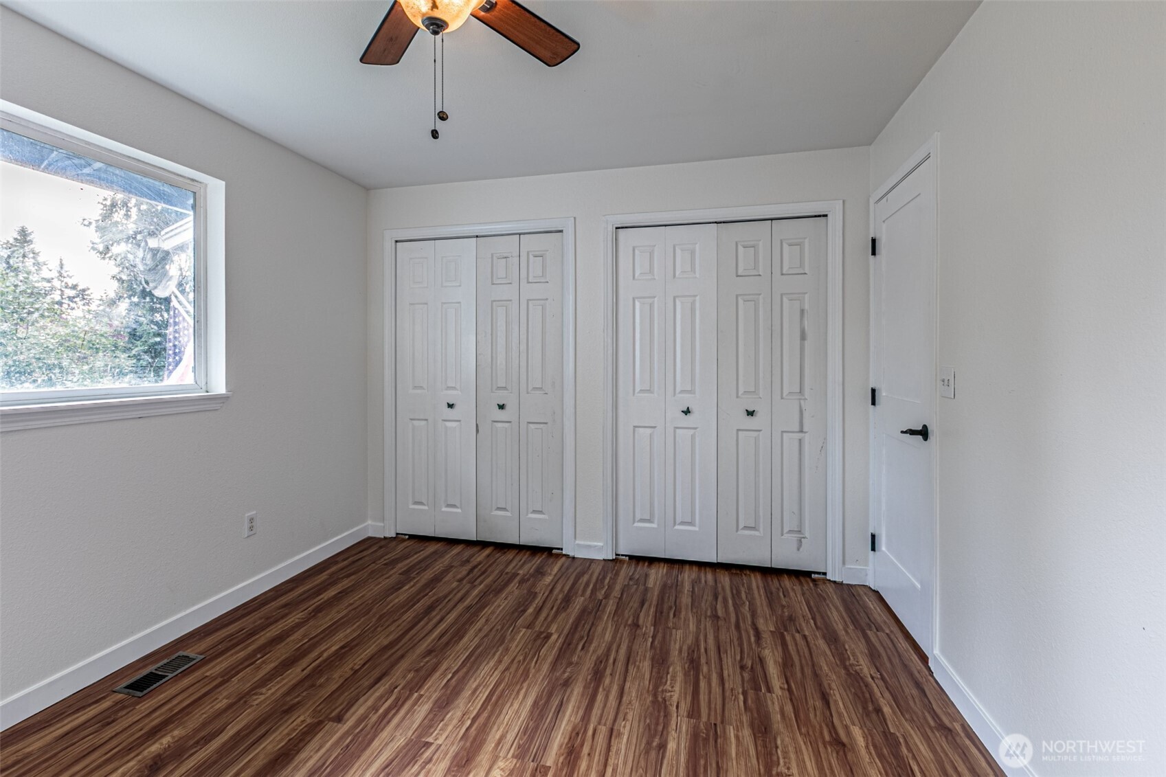 2704 180th Avenue Property Photo 17