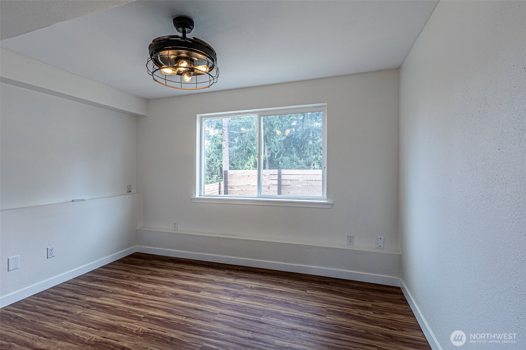 2704 180th Avenue Property Photo 19