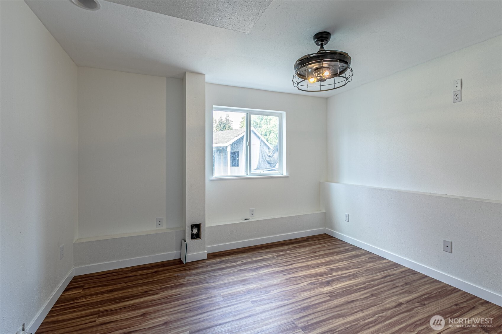 2704 180th Avenue Property Photo 23