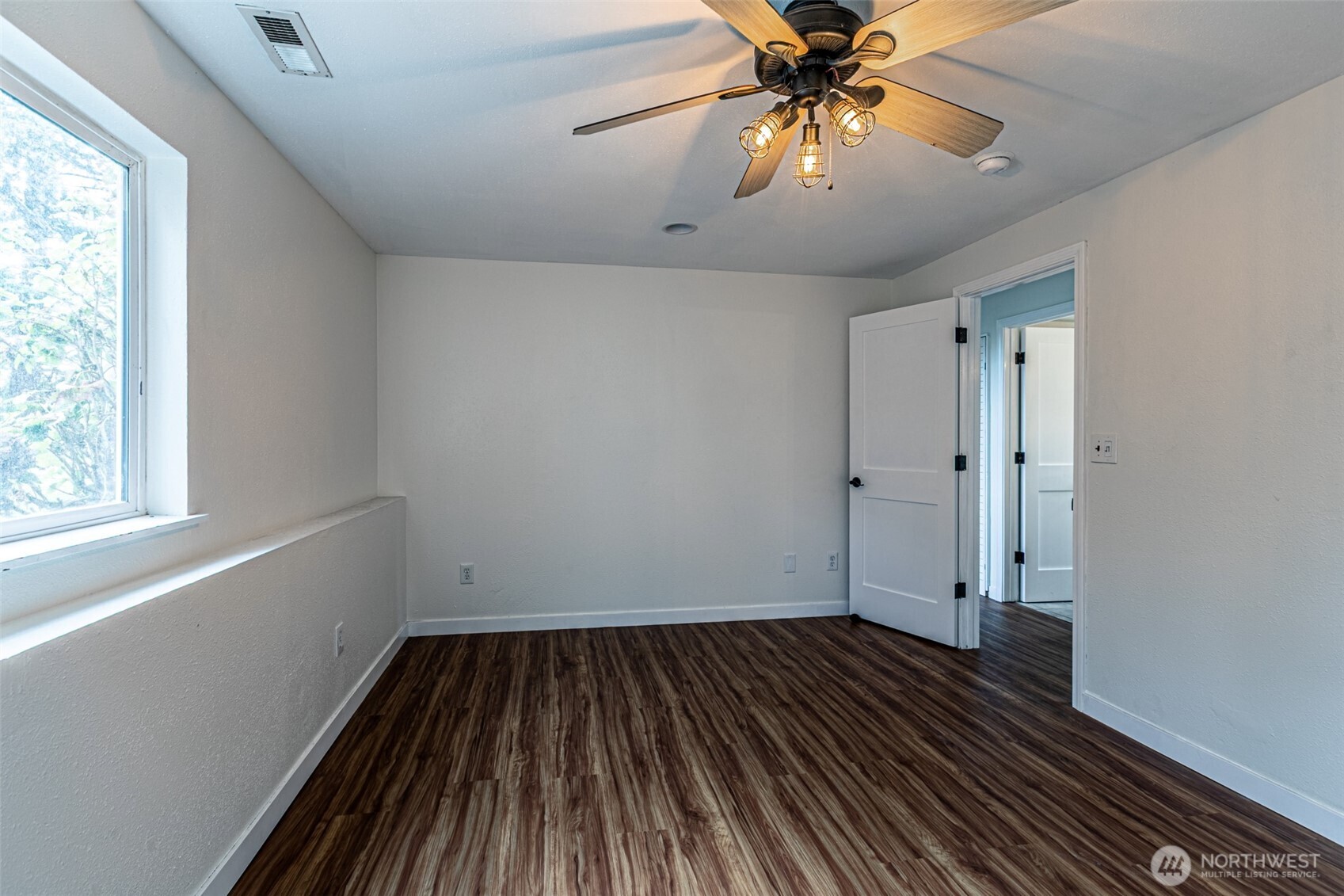 2704 180th Avenue Property Photo 25