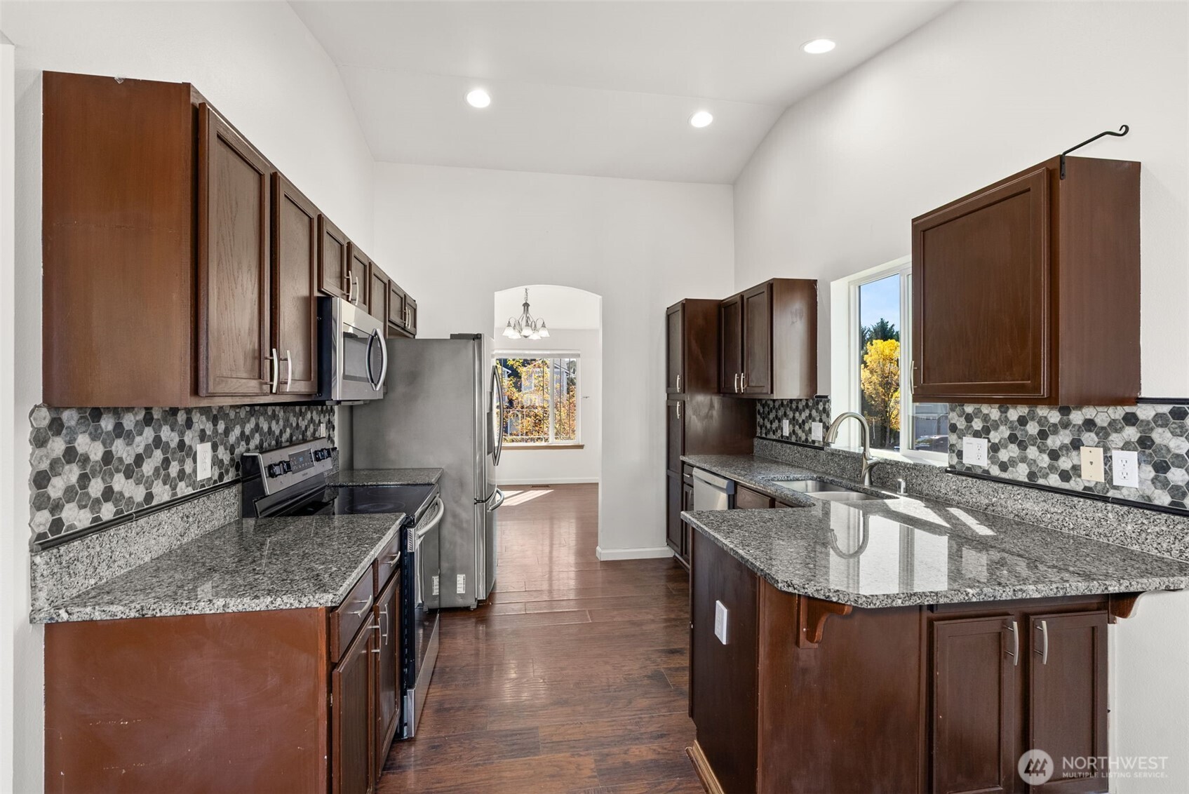 15204 Carter Loop Property Photo 7
