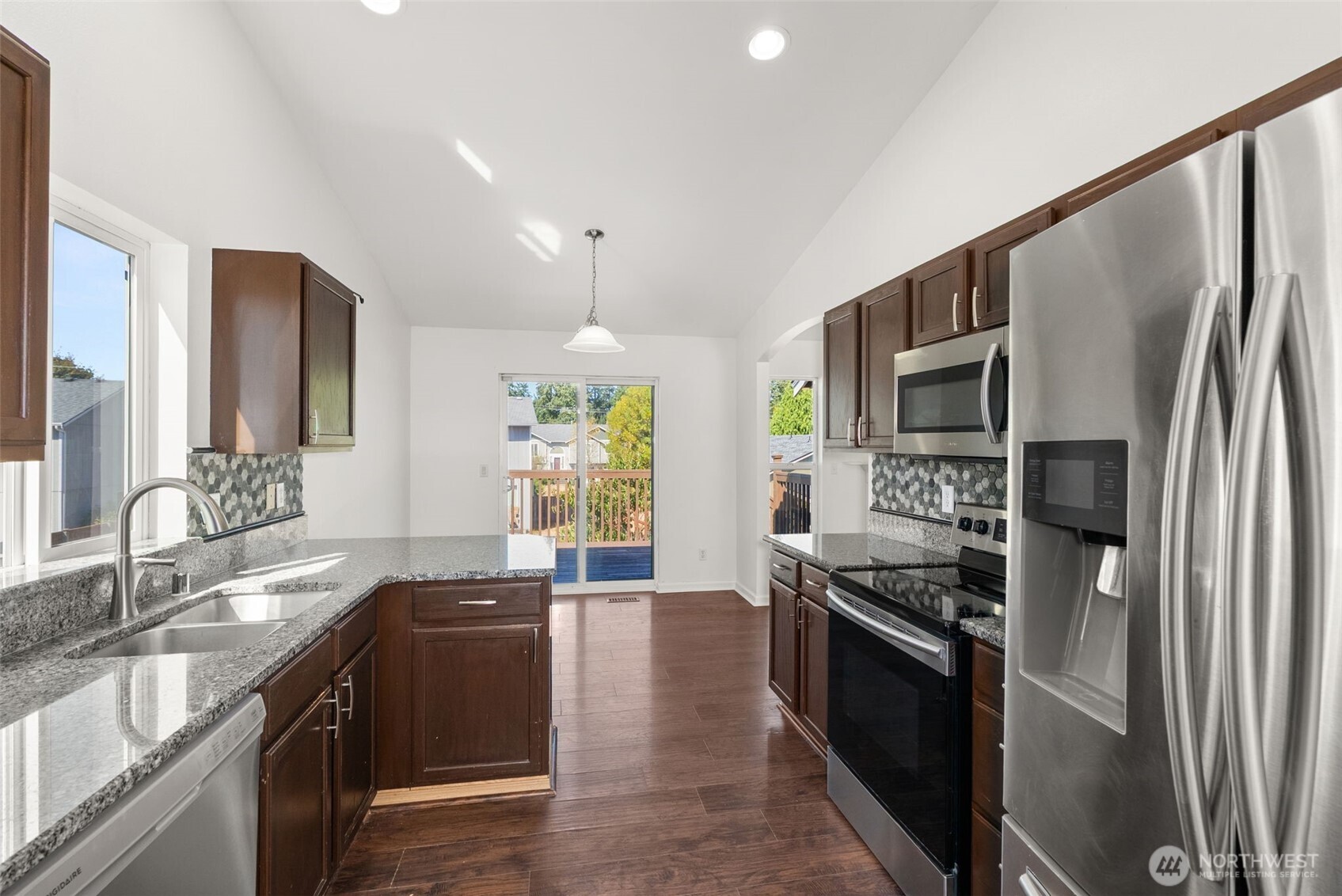 15204 Carter Loop Property Photo 8