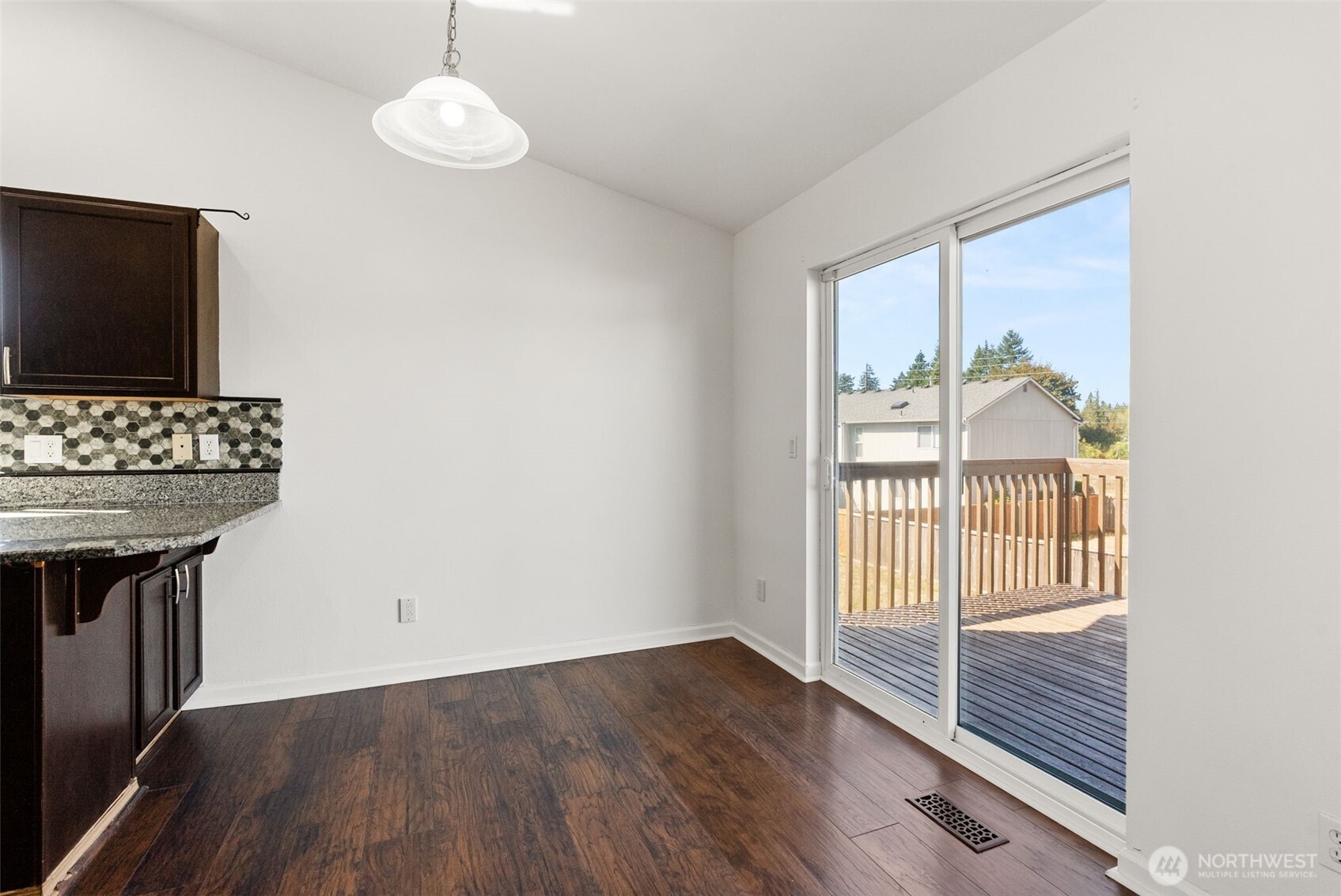 15204 Carter Loop Property Photo 10