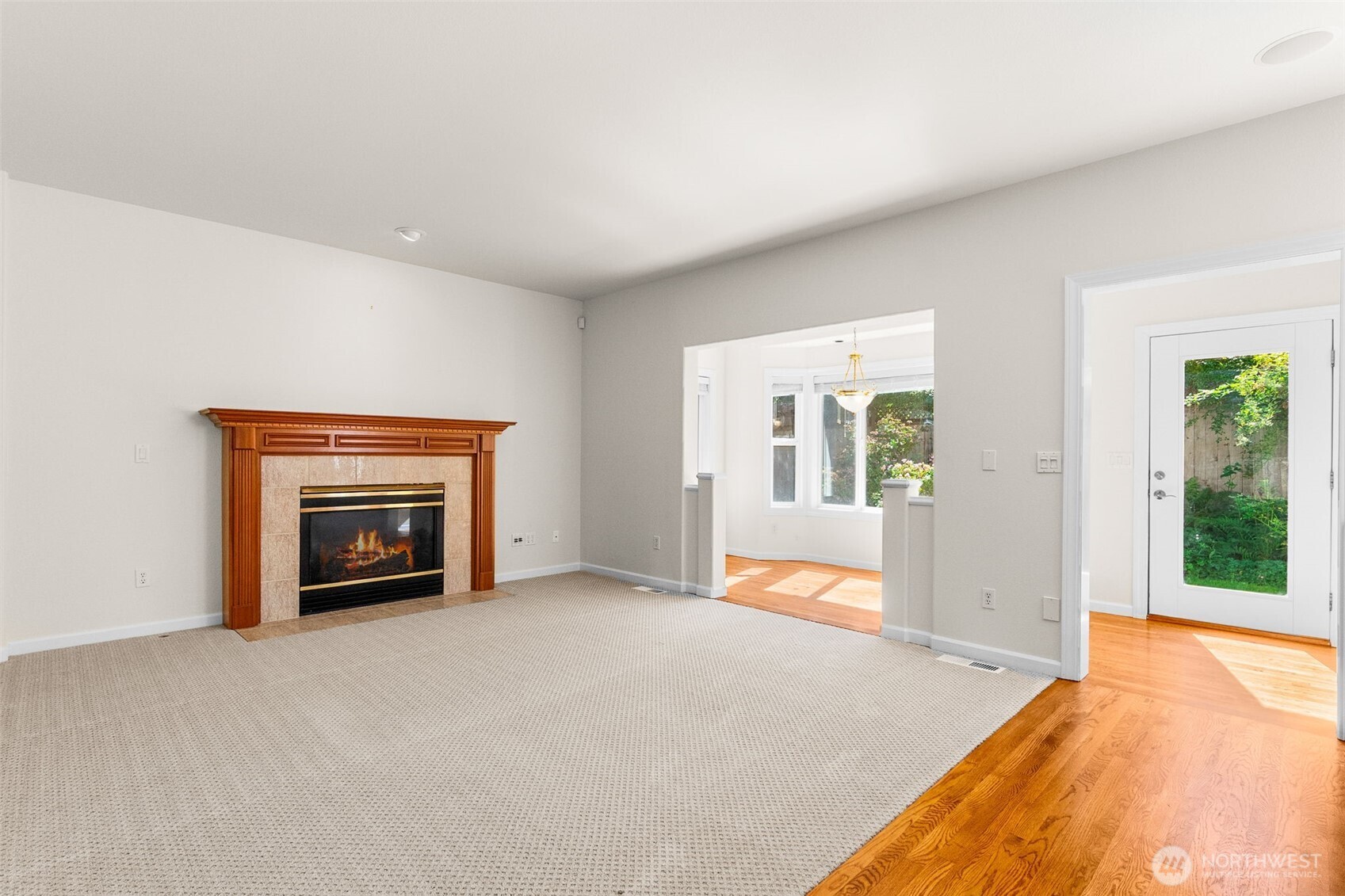 7502 53rd Street Ct Property Photo 6