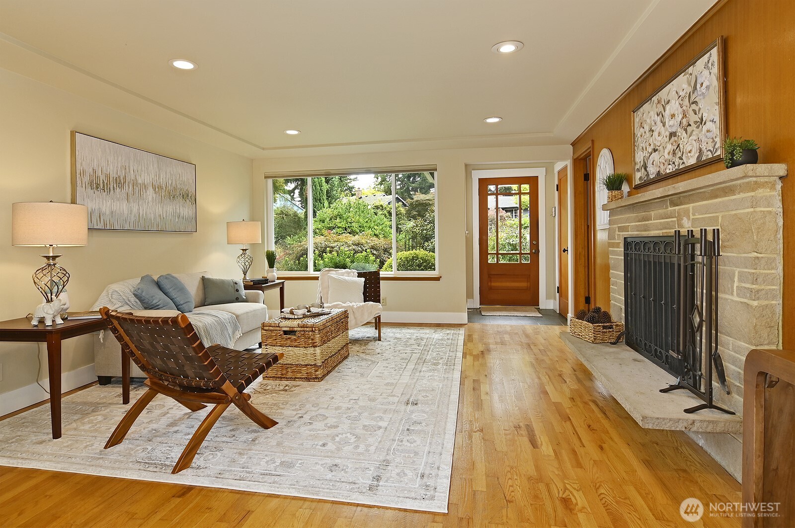 124 N 180th Street Property Photo 6