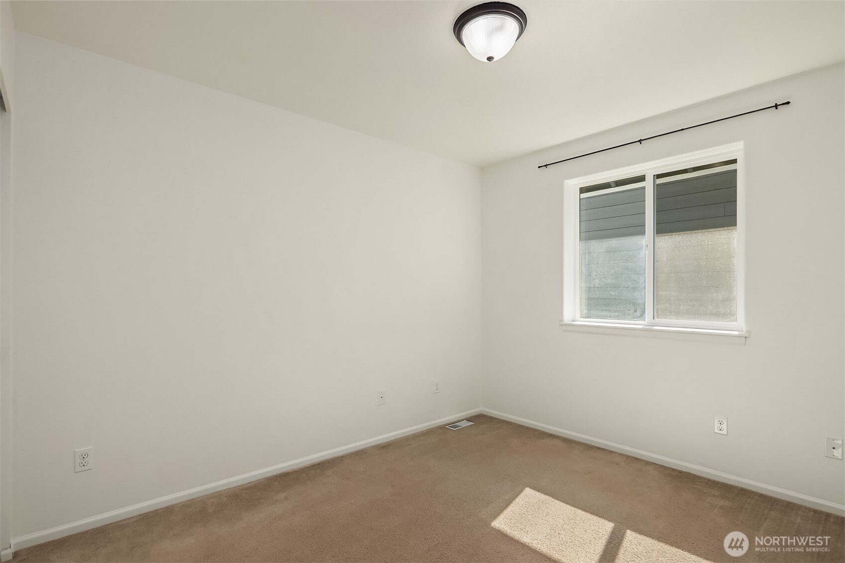 11732 62nd Avenue Property Photo 23