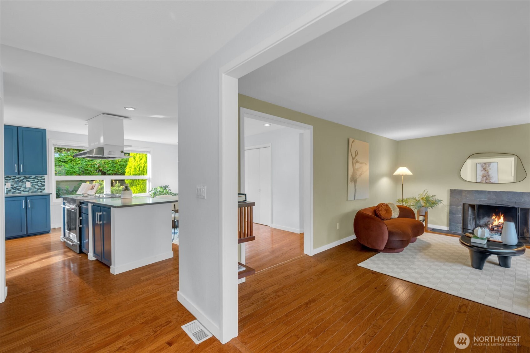 2537 Ne 97th Street Property Photo 4