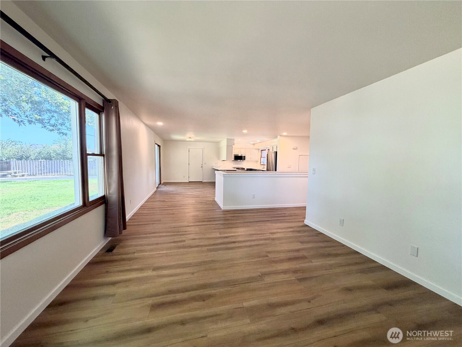 9348 Goodrich Road Property Photo 6