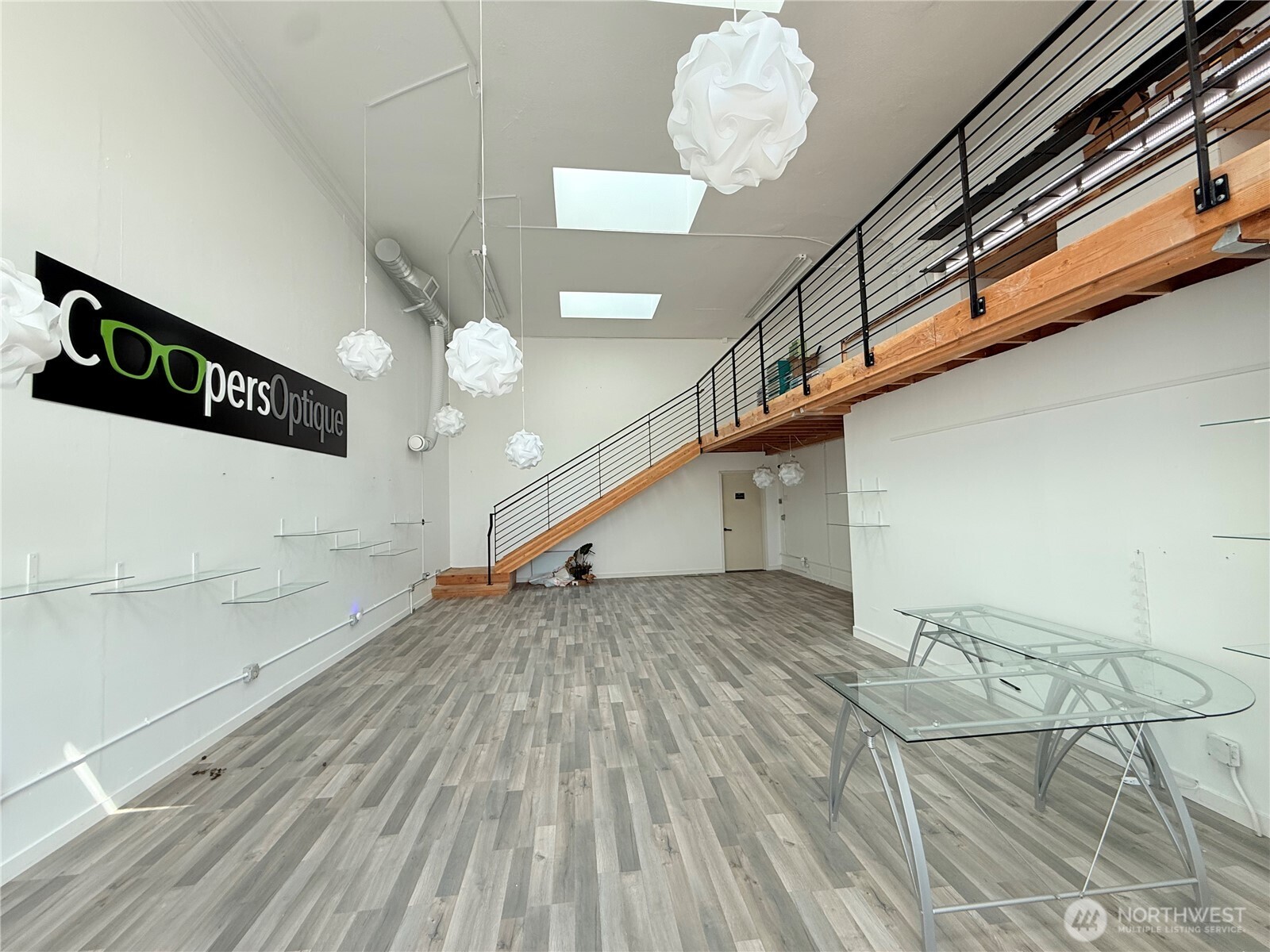 2220 Nw Market Street Property Photo 16