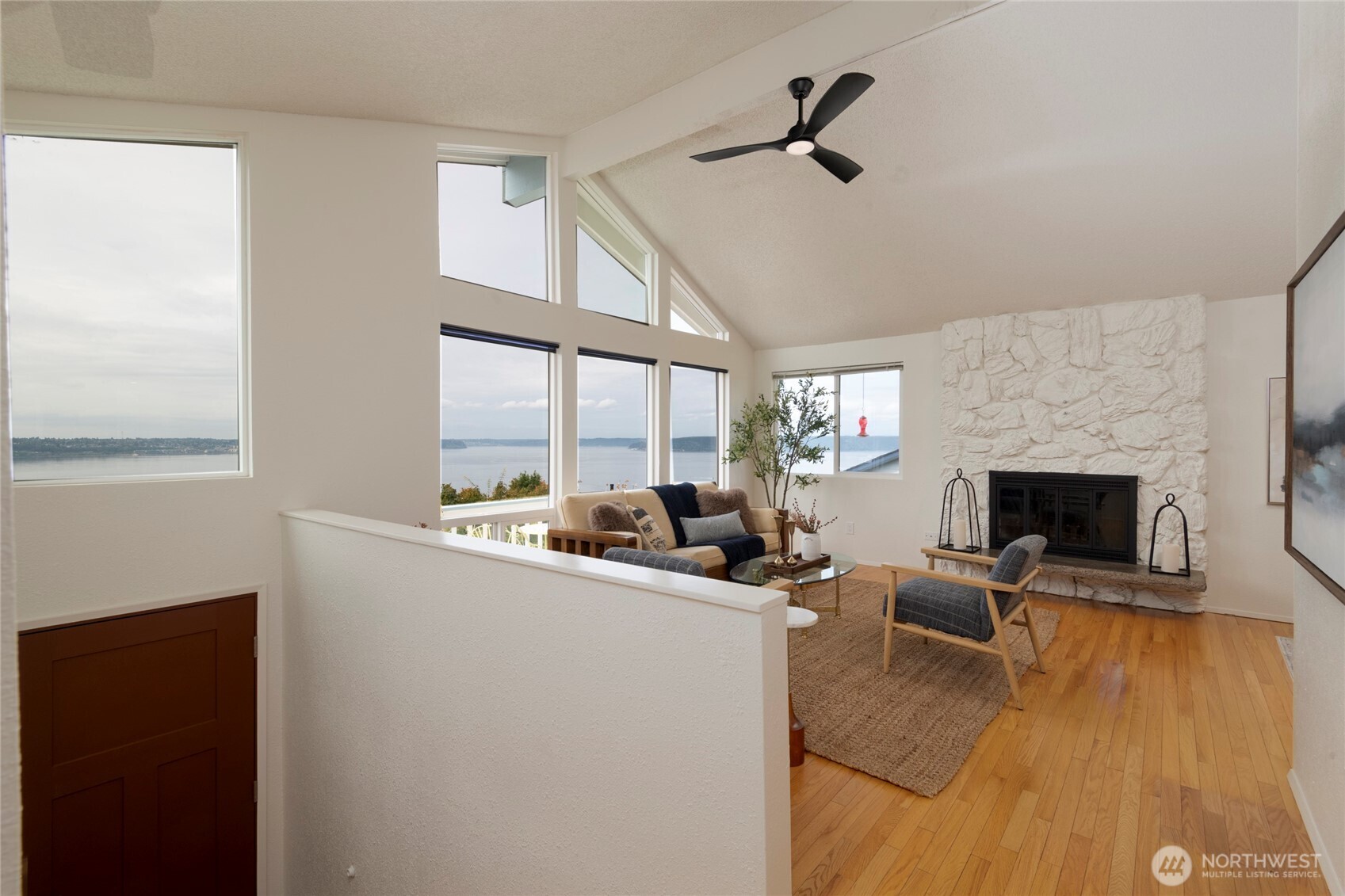 5815 Frances Avenue Property Photo 3
