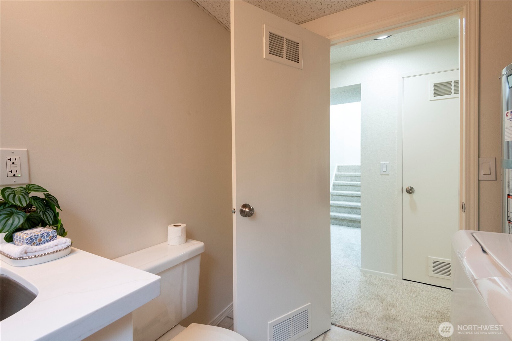 5815 Frances Avenue Property Photo 31