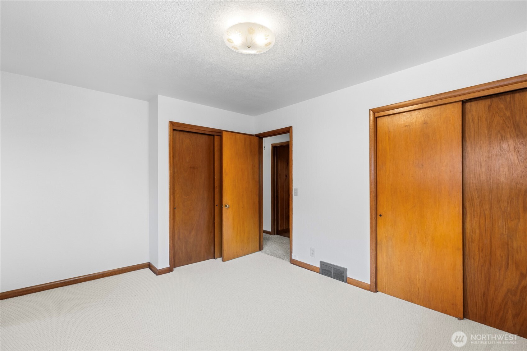 344 Se O'leary Street Property Photo 29