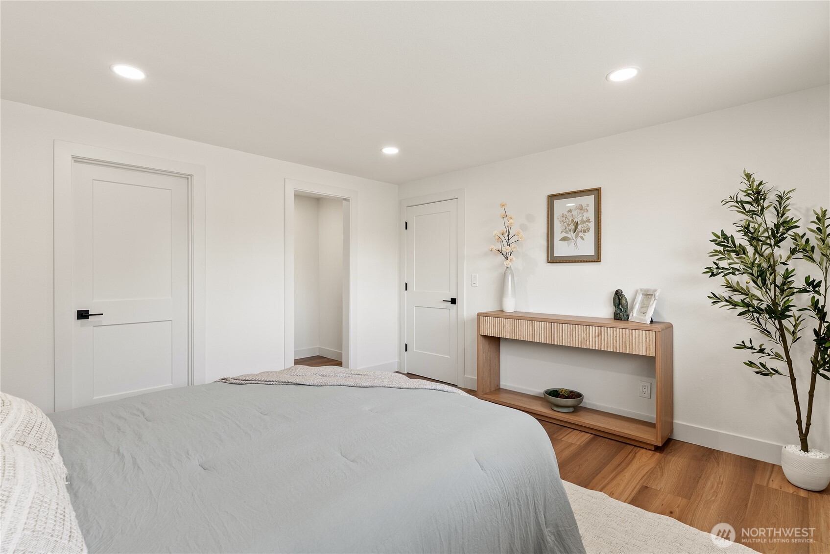 803 240th Street Property Photo 16