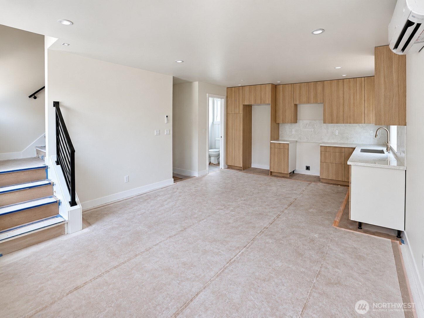 8316 B 28th Avenue Property Photo 7